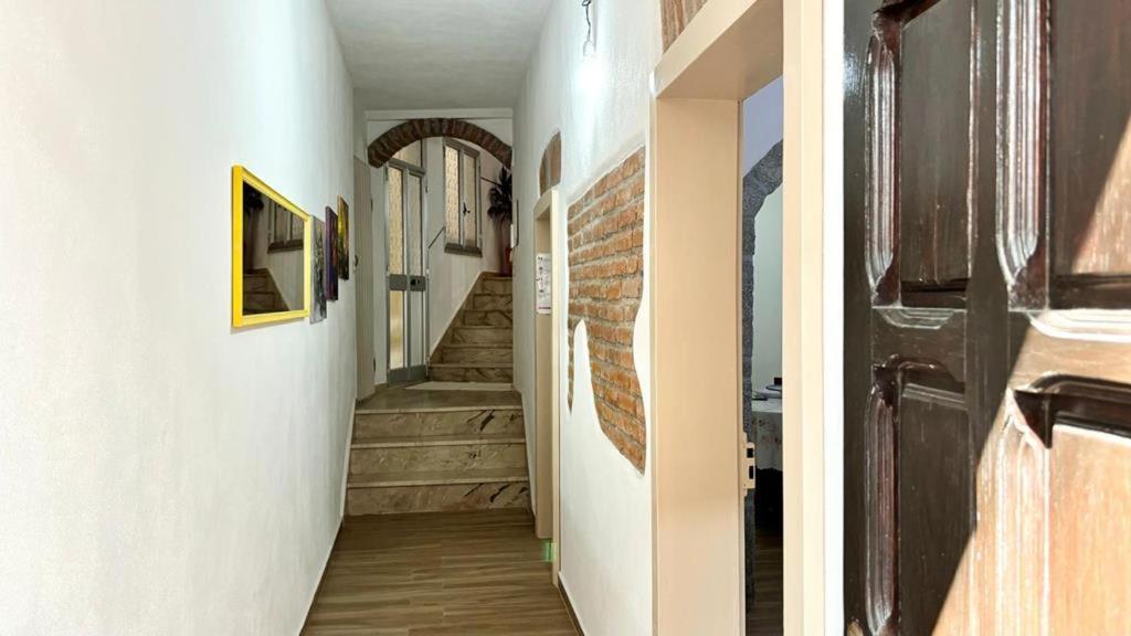 Casa Del Corso Hotel Dorgali Ngoại thất bức ảnh
